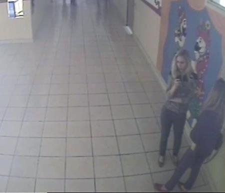 Konya'da bir öğretmen veli tarafından tekme tokat dövüldü