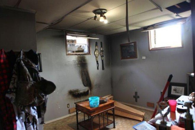 Kanada'da şarjdaki iPhone 6 patladı