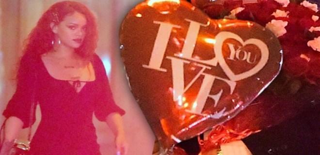 Rihanna'nın merak uyandıran gülleri