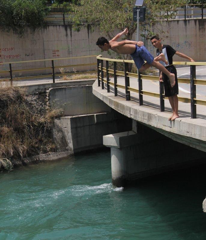 Adana'da sıcaklık 48 dereceye kadar arttı