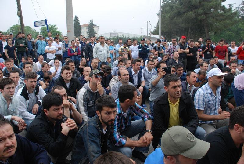Ford Otosan işçileri de greve başladı