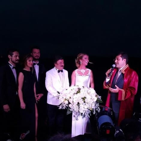 Selami Şahin 30 yıllık eşiyle yeniden evlendi