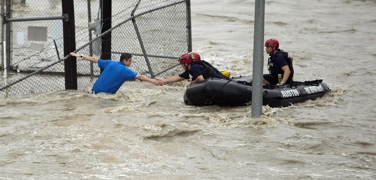 ABD'de sel felaketinde ölü sayısı artıyor