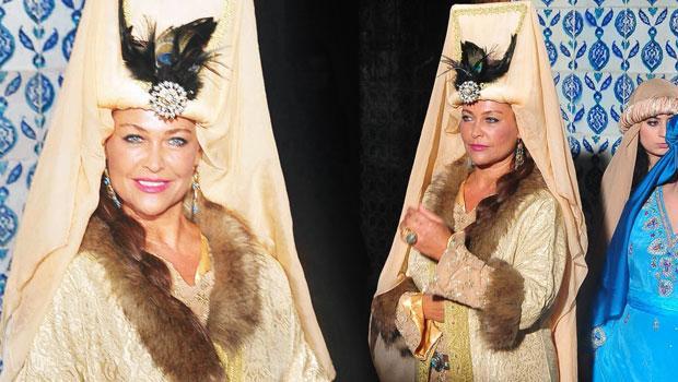 Hülya Avşar Safiye Sultan'ı oynayacak