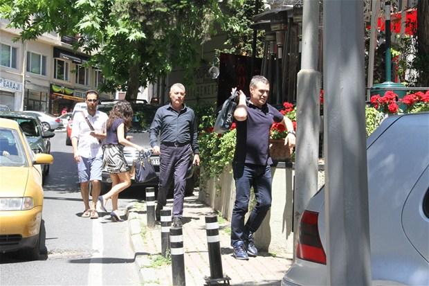 Ersun Yanal sevgilisiyle görüntülendi