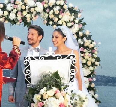 Engin Hepileri ile Beyza Şekerci evlendi