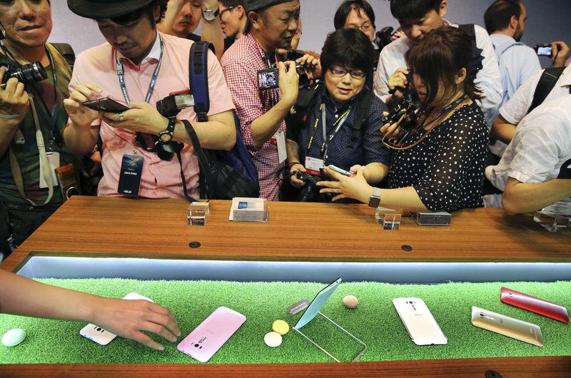 Asus ZenFone Selfie tanıtıldı