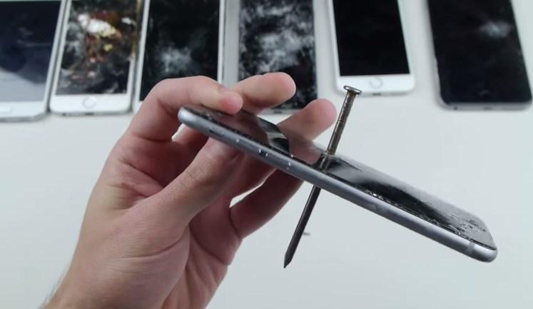 iPhone'u çivilediler