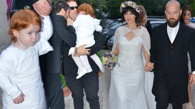 Athena Gökhan'ın kızı ilk kez görüntülendi