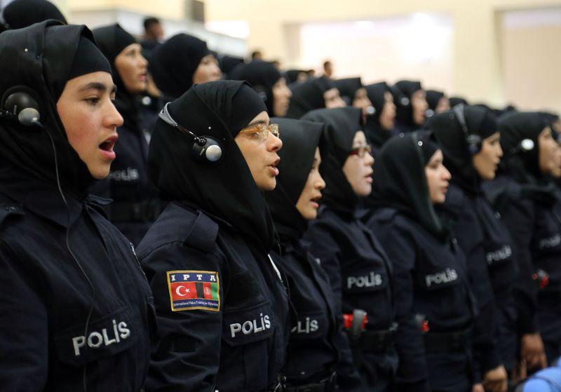 Afgan kadın polisler Sivas'ta eğitim görecek