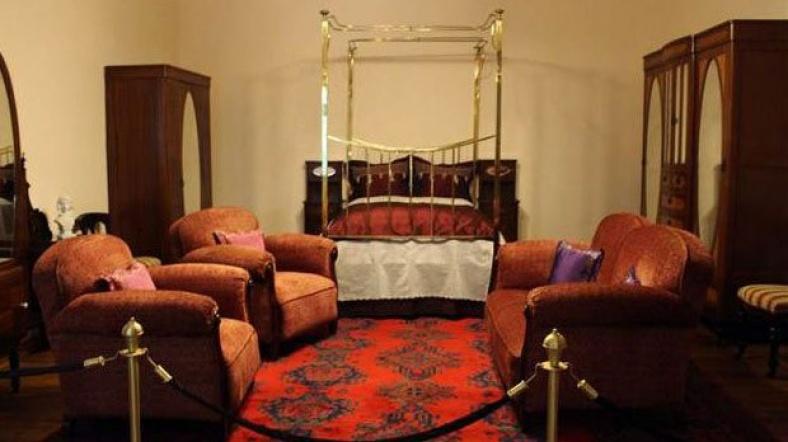 Atatürk'ün halısı kayboldu