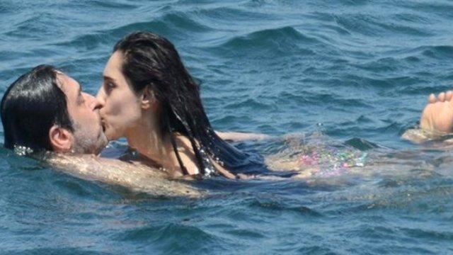 Burak Hakkı'nın deniz romantizmi