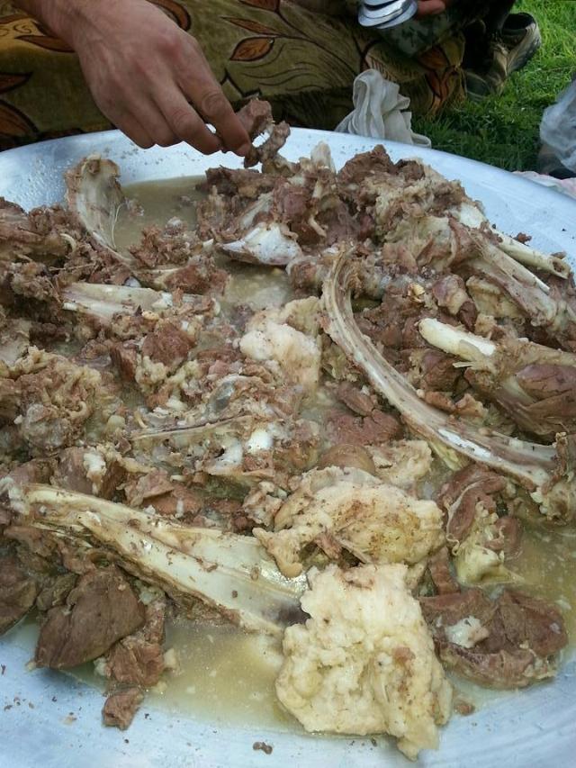 Tel Abyad'ı alan YPG'liler kurban kesti