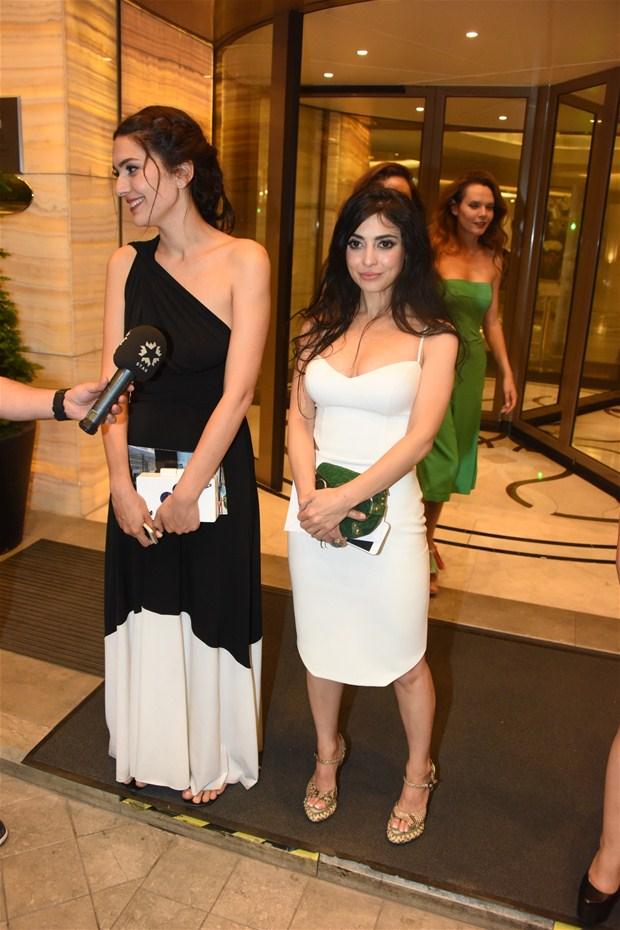 Kenan İmirzalıoğlu bıyıklarını kesti