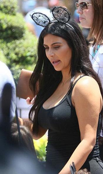 Kim Kardashian çocuk partisine katıldı