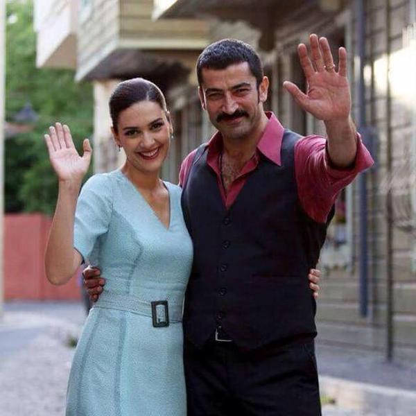 Kenan İmirzalıoğlu bıyıklarını kesti