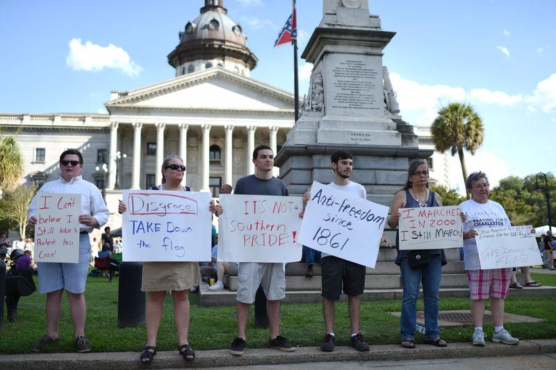 ABD'de bayrak tartışması alevlendi