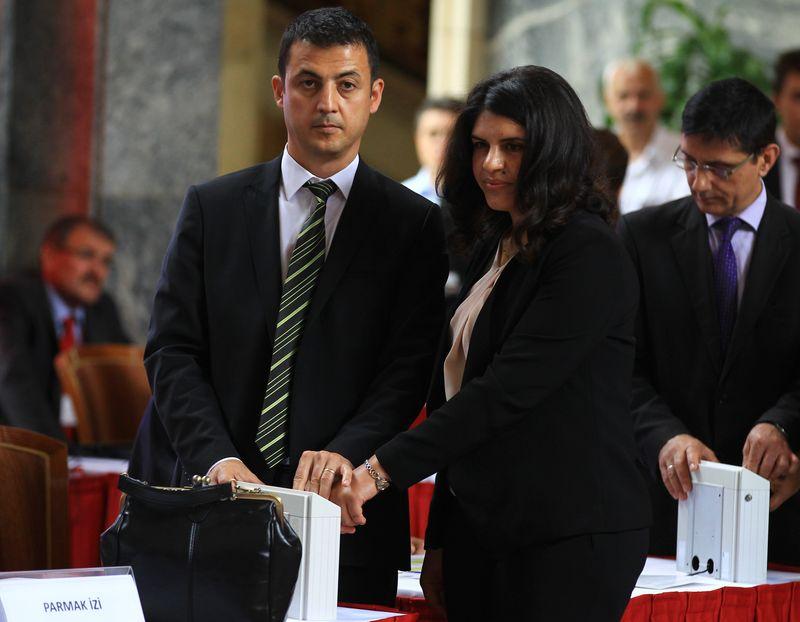 Dilek Öcalan kaydını yaptırdı