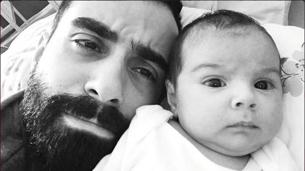 Gökhan Türkmen kızının fotoğrafını yayınladı