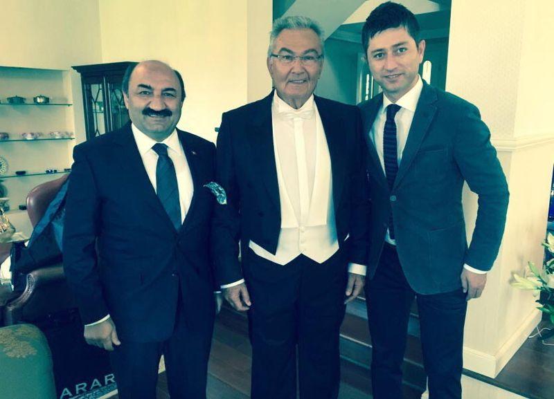 Deniz Baykal açılış konuşmasını yaptı