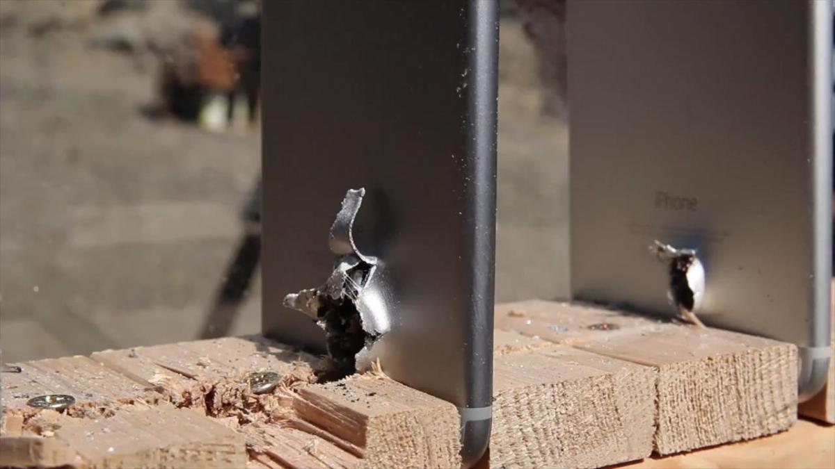 Bir mermiyi kaç iPhone durdurur testi İZLE