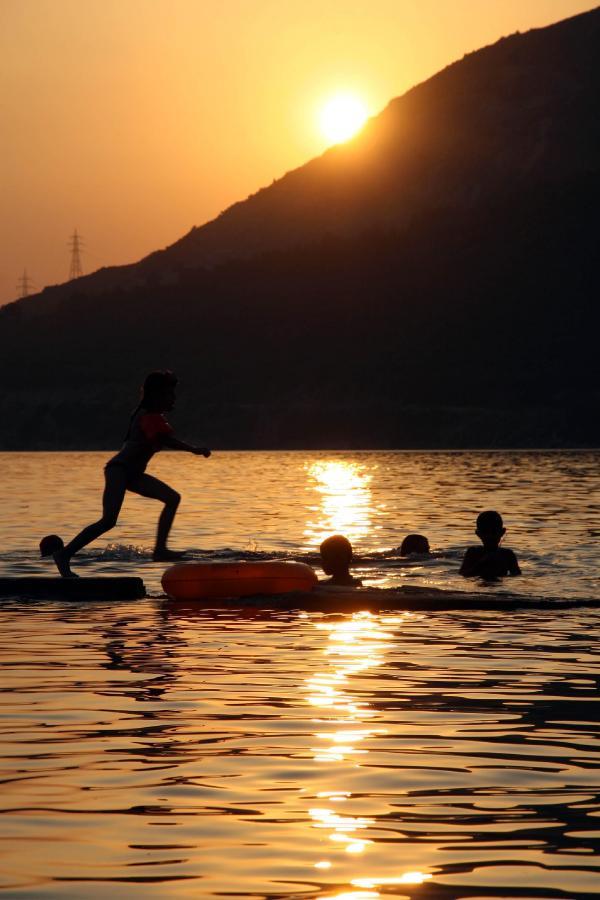 Ege'nin 565 plajından 552'sinin deniz suyu A kalite