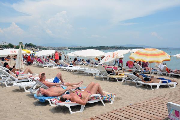 Ege'nin 565 plajından 552'sinin deniz suyu A kalite