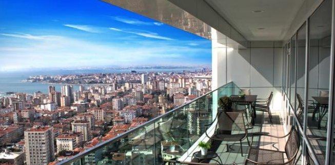 Rezidansta 3 daire sahibi CHP'li solcu vekil