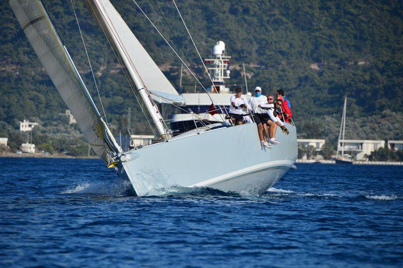 Mustafa Koç'un teknesi yan yattı