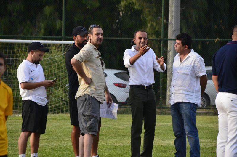 Nejat İşler futbol okulu açtı