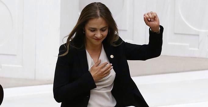 CHP'li Gamze Akkuş İlgezdi'nin zirve tırmanışı