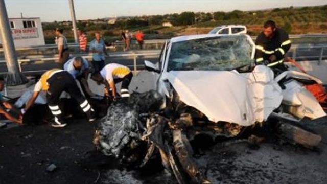 Nişanlısını kaybeden genç kızdan yürek burkan paylaşım