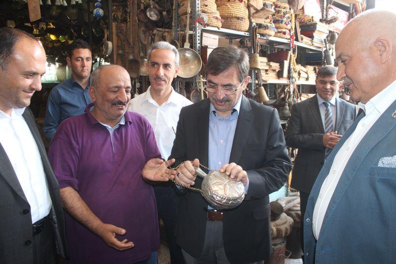 İdris Güllüce: Bu ülke hükümetsiz kalmaz