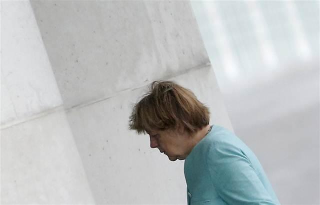 Merkel'in yorgun hali şaşırttı