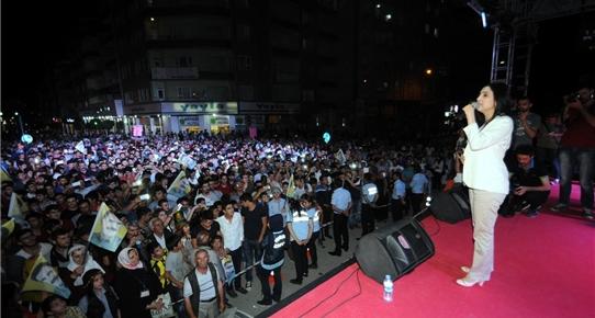 HDP'li Figen Yüksekdağ Öcalan'a özgürlük istedi