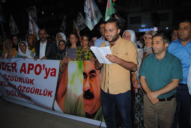 Hakkari'de Öcalan'a özgürlük yürüyüşü düzenlendi