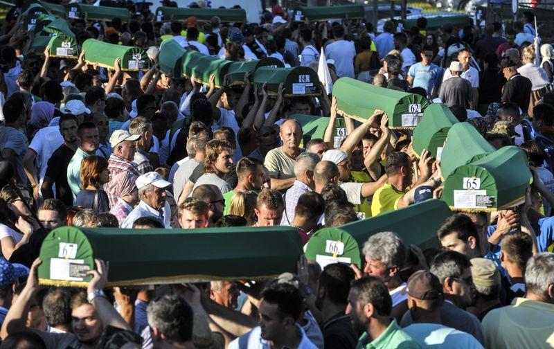 Rusya soykırım demedi: Srebrenitsa'dan 136 cenaze daha