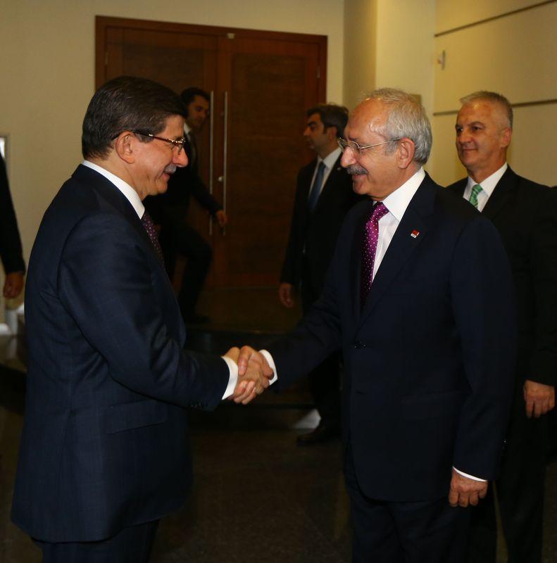 Davutoğlu-Kılıçdaroğlu samimiyeti