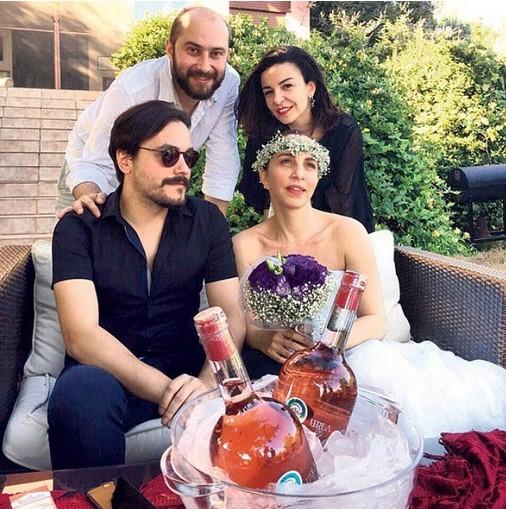 Yeni gelin Sertab Erener bakımda