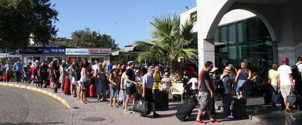 Türk turistler Yunanistan'a akın etti