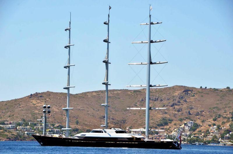 Dünyanın en mondern yelkenlisi Malta Şahini Bodrum'da