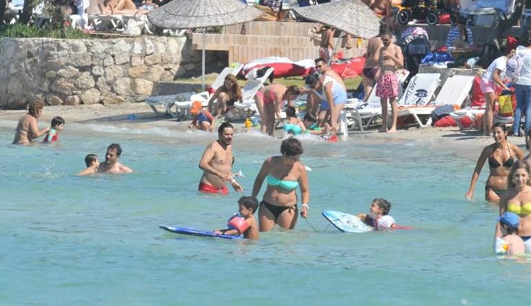 Emre Altuğ ile Çağla Şikel'in bayram tatili