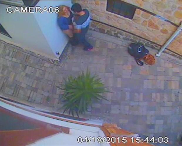 Antalya'nın tarihi Kaleiçi'nde skandal görüntüler