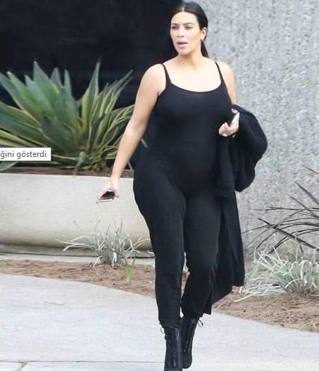 Kim Kardashian'ın karnı göründü