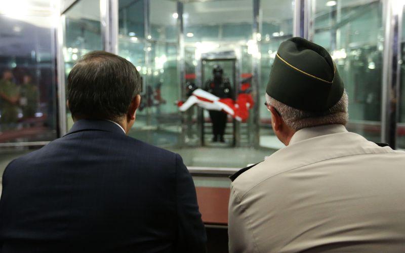 Davutoğlu'ndan  Özel Kuvvetler Komutanlığı'na ziyaret