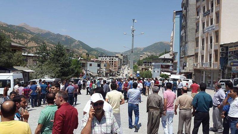 Hakkari'de saldırıya uğrayan asker şehit oldu