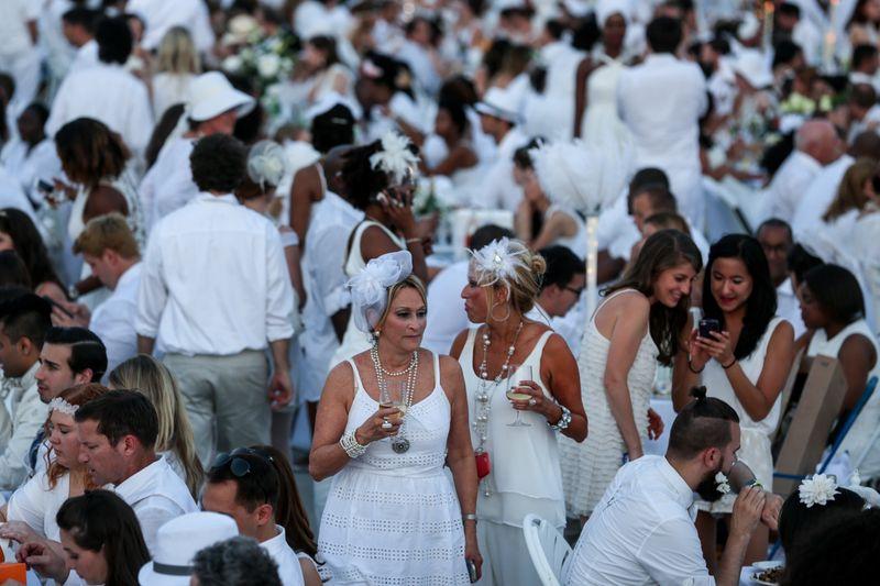 New York'ta ''Beyaz'' gece yaşandı