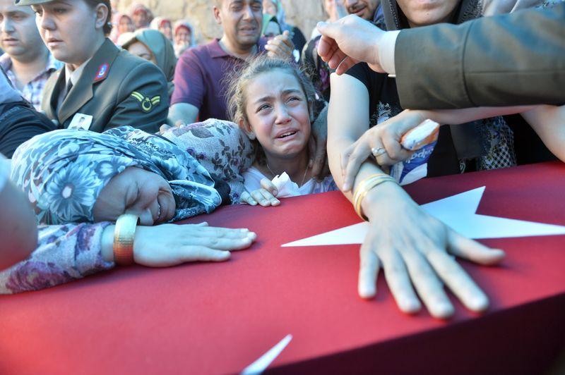 Şehit Uzman Çavuş Ziya Sarpkaya'ya son veda