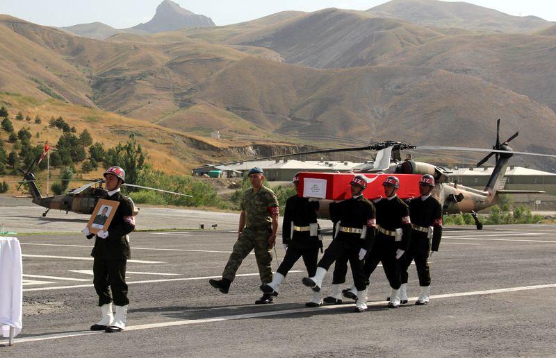 Hakkari'de şehit Ziya Sarpkaya'ya tören yapıldı