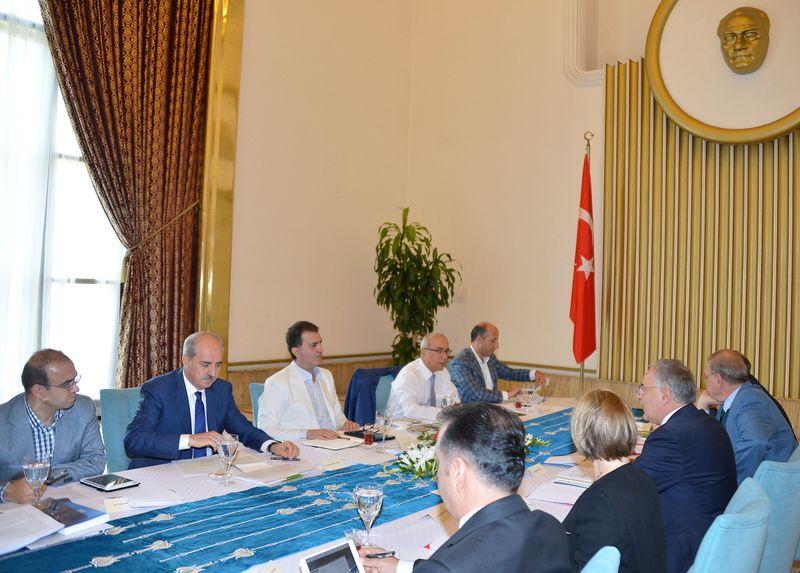 AK Parti ile CHP koalisyon heyetleri bir araya geldi